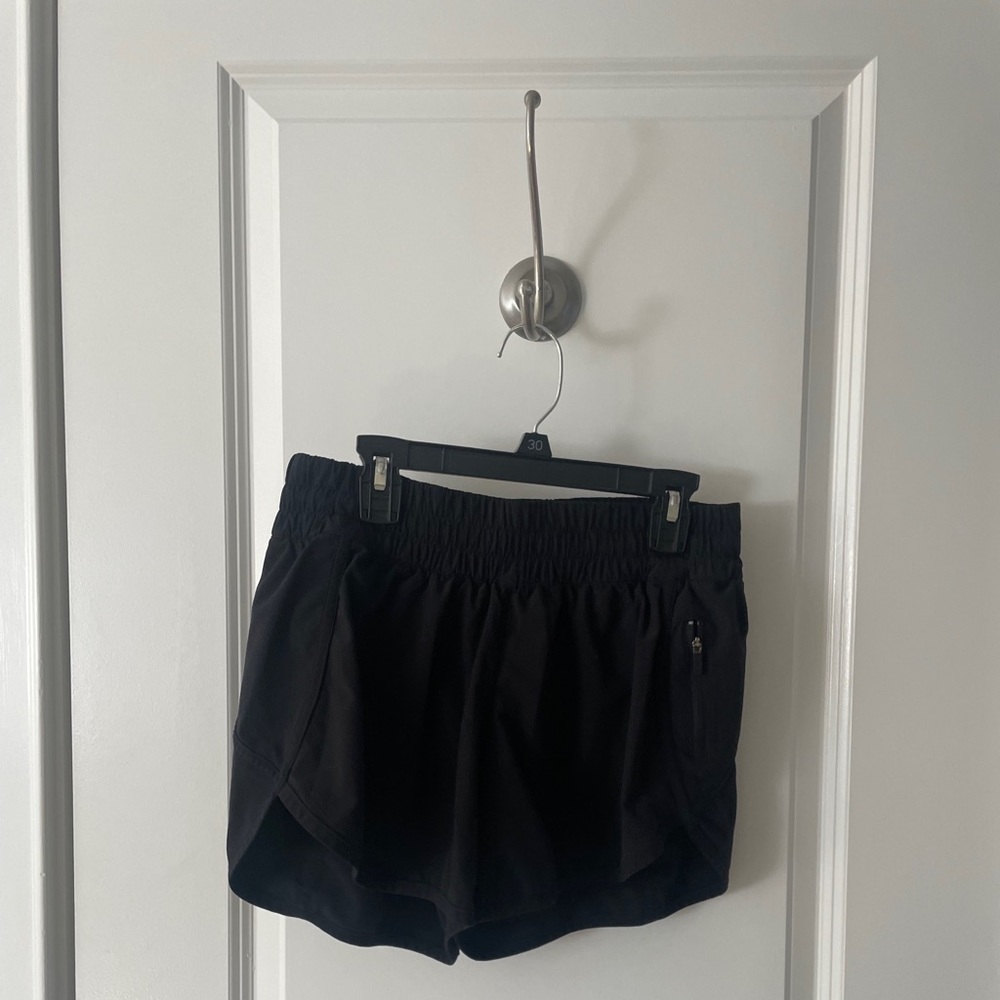 Track That Mid Rise  Lululemon Shorts  Size 8
